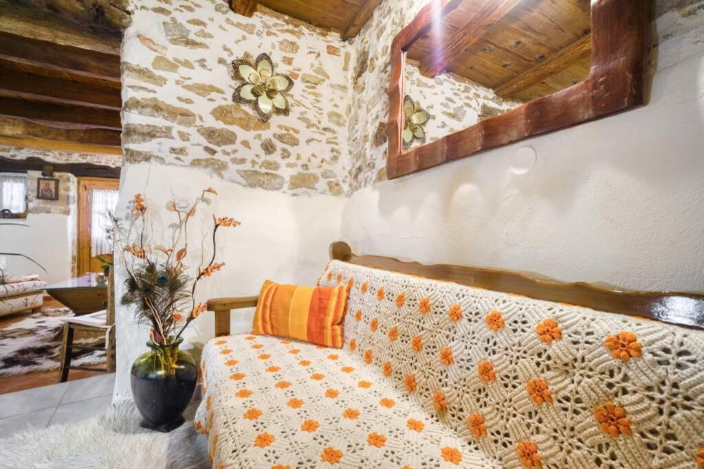 Traditional Cretan Stone House In The Center Of Crete Litos Exteriér fotografie
